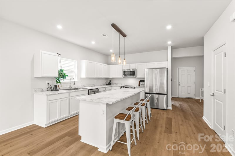 9022 Evercrisp Ln, Charlotte, NC 28215
