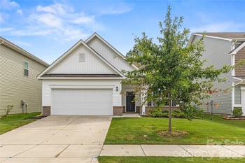 9022 Evercrisp Ln, Charlotte, NC 28215