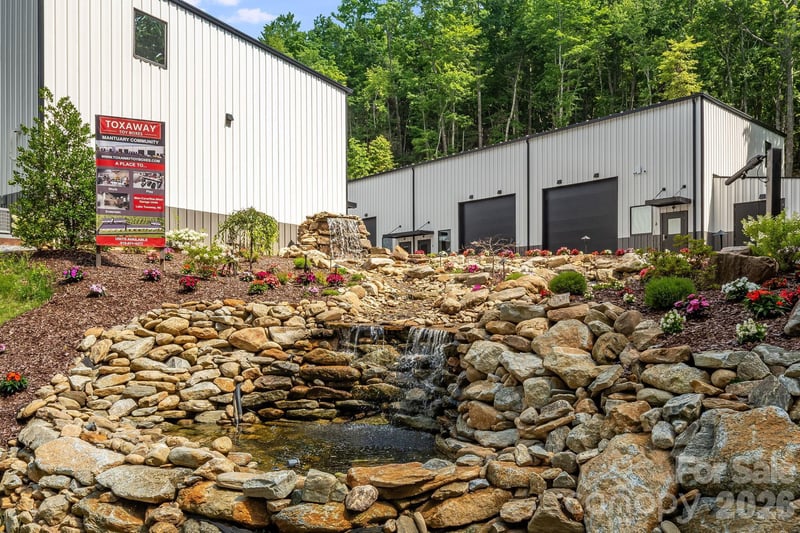 115 Speed Way #B, Lake Toxaway, NC 28747