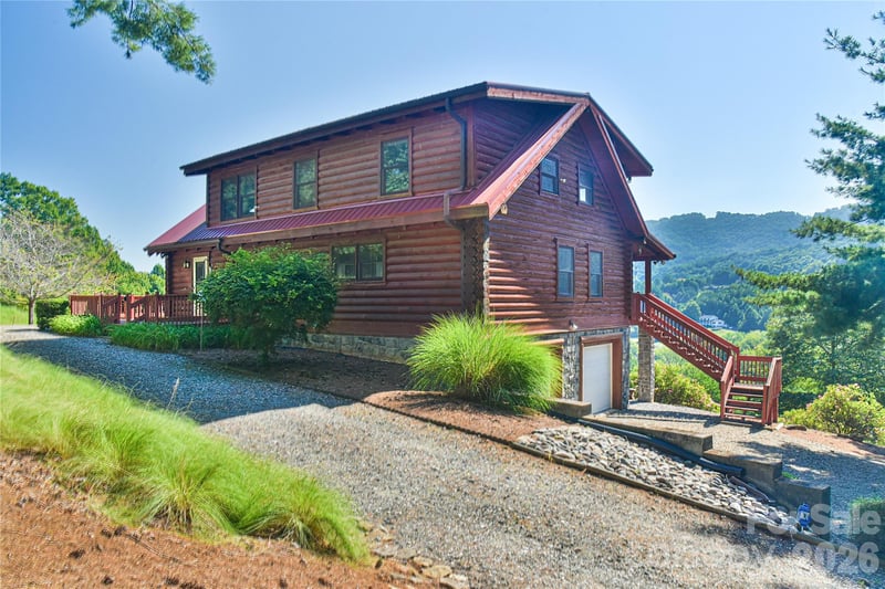 27 Winn Dr, Leicester, NC 28748