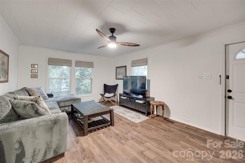 608 Spruce St, Mooresville, NC 28115