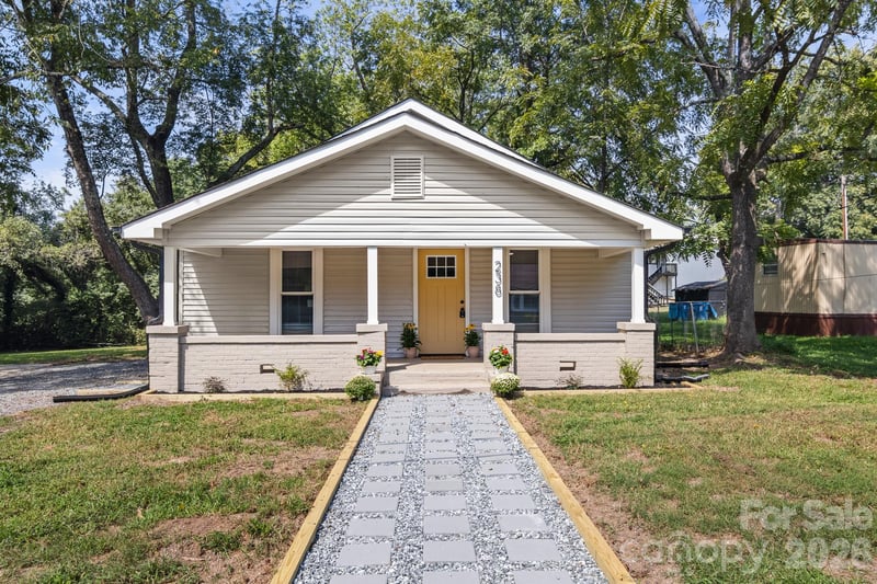 238 37th St SW, Hickory, NC 28602