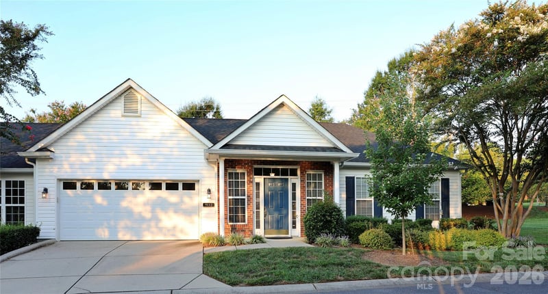 9112 Duckhorn Dr, Charlotte, NC 28277
