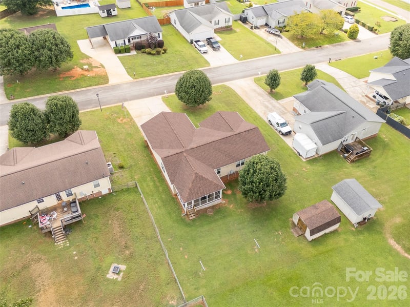 607 Helms Dr, Lowell, NC 28098