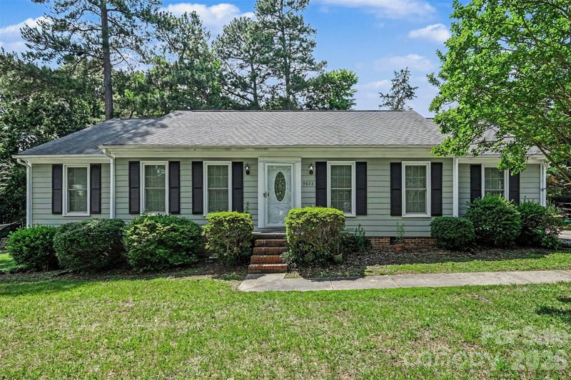 9803 Cooper Run Ln, Charlotte, NC 28269