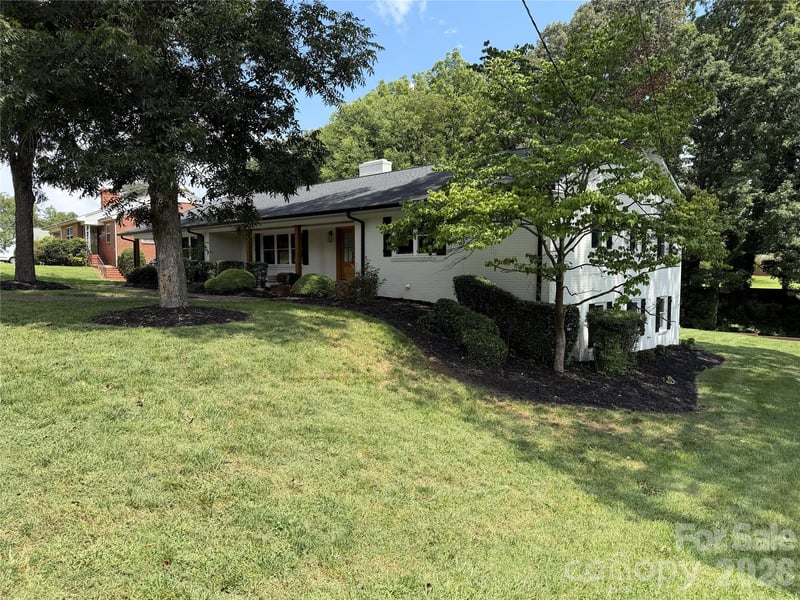 228 Cedar St, Mooresville, NC 28115