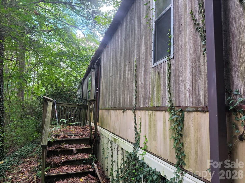 40 Gunches Dirt Rd, Candler, NC 28715