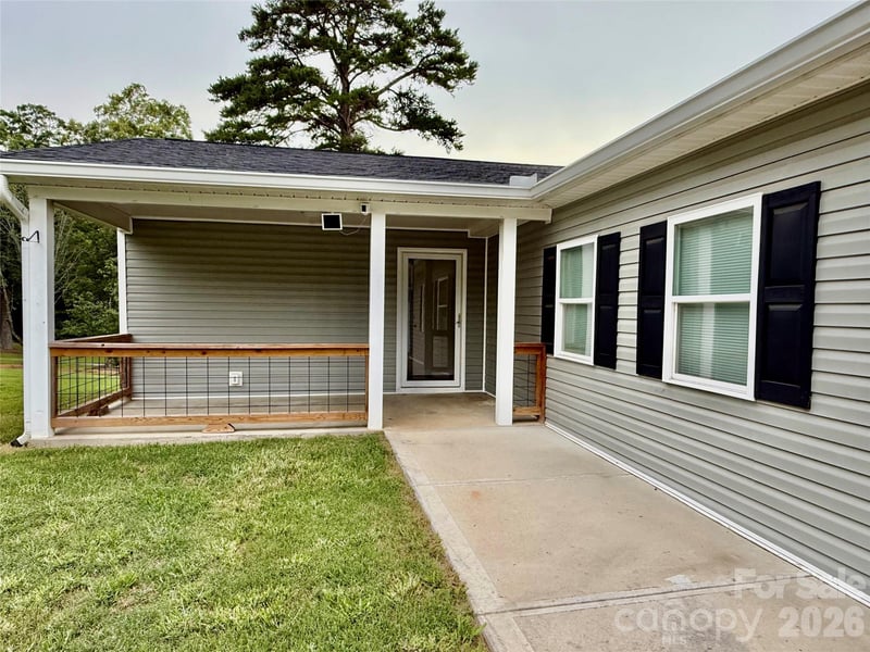 2213 Balmy Ct, Lancaster, SC 29720
