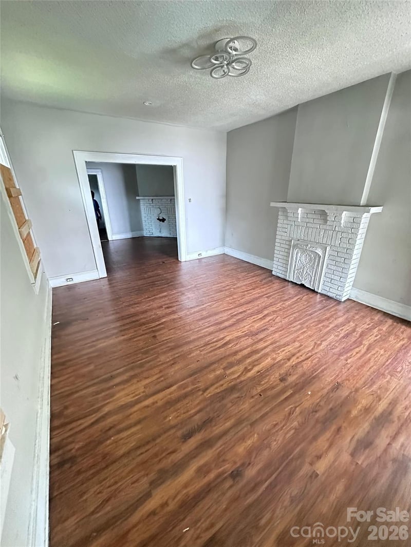 2228 Camp Greene St, Charlotte, NC 28208