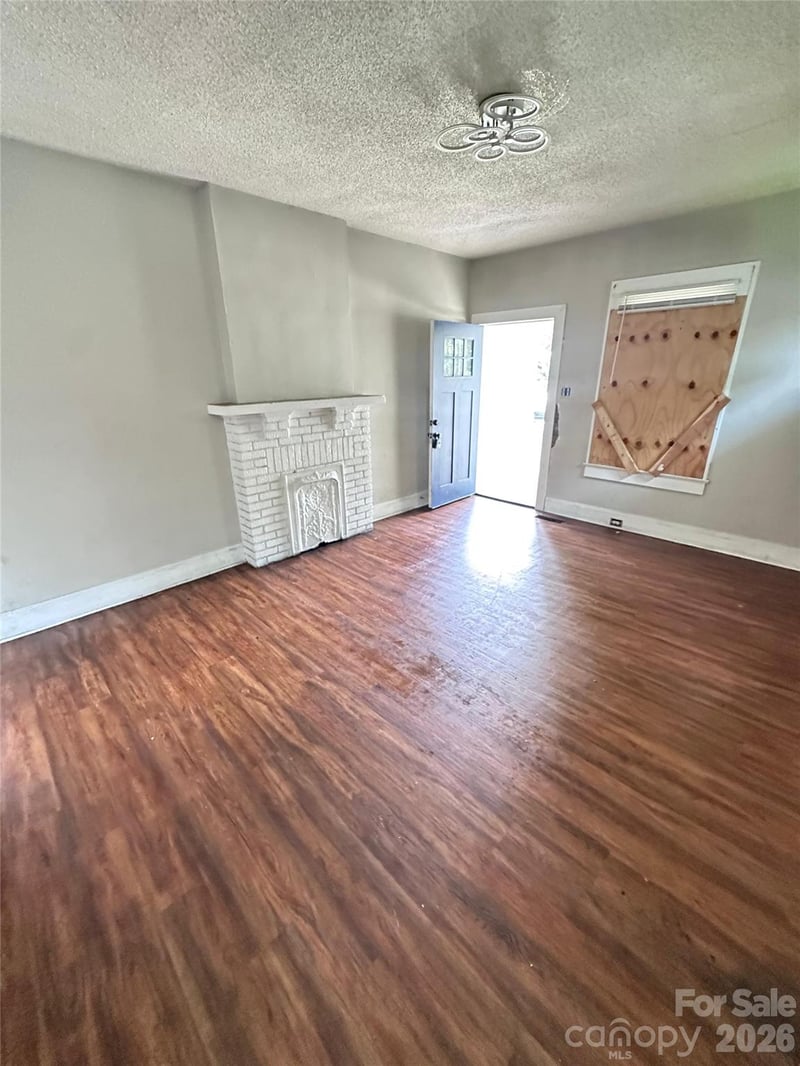 2228 Camp Greene St, Charlotte, NC 28208