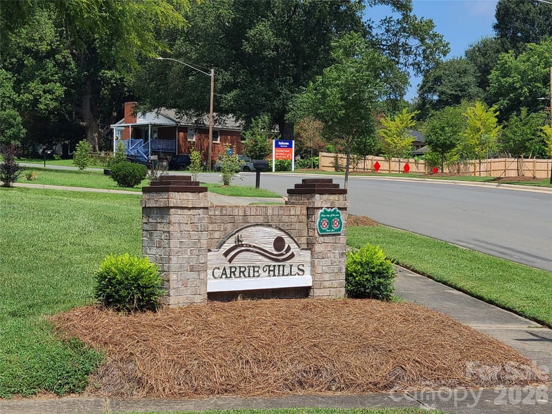 4809 Garvis Dr #20, Charlotte, NC 28269