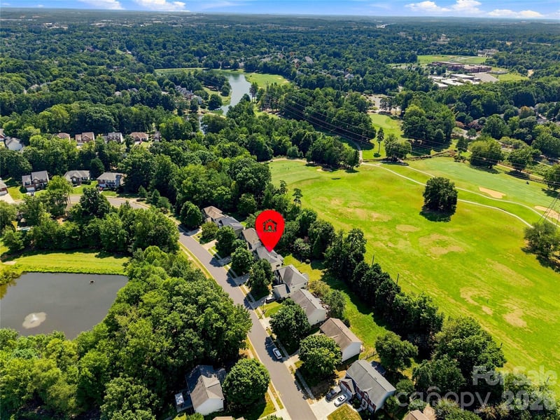 5477 Cambridge Bay Dr, Charlotte, NC 28269