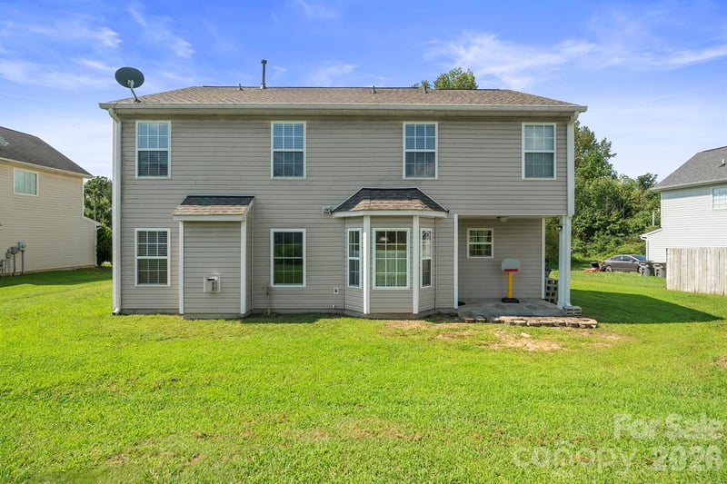 2015 Mallard Pointe Dr, Kannapolis, NC 28083