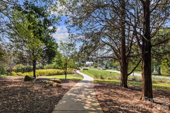 418 Flat Rock Dr, Denver, NC 28037