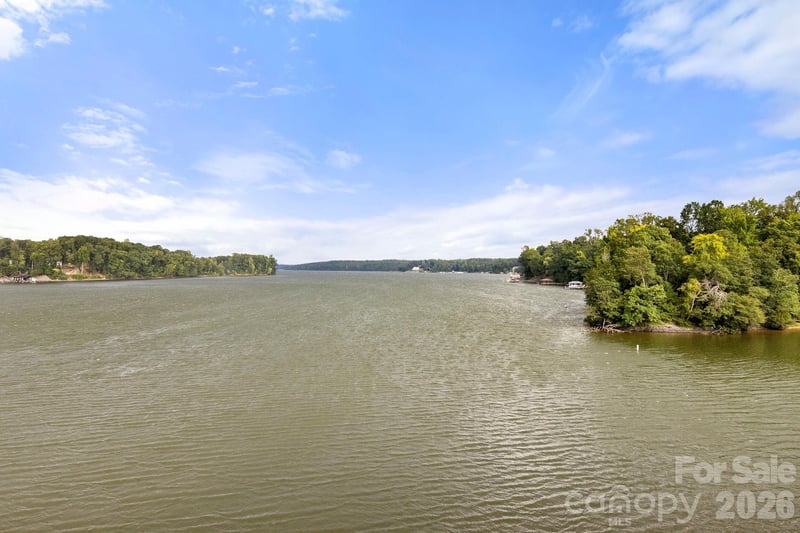9816 Emerald Point Dr #5, Charlotte, NC 28278
