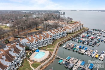 18669 Vineyard Point Ln, Cornelius, NC 28031