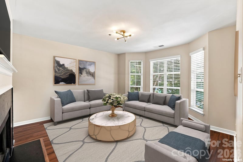 525 Olmsted Park Pl, Charlotte, NC 28203