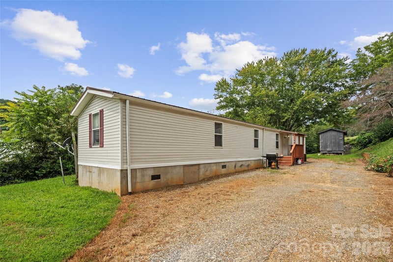 4 Briarcliff Ter, Asheville, NC 28806