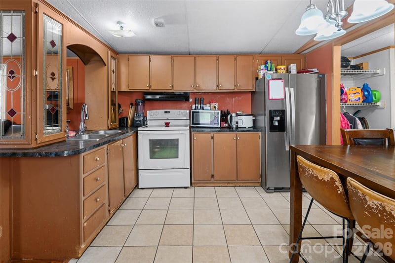 4 Briarcliff Ter, Asheville, NC 28806