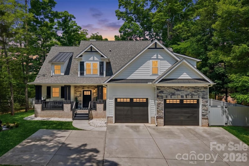 9712 Worley Dr, Charlotte, NC 28215