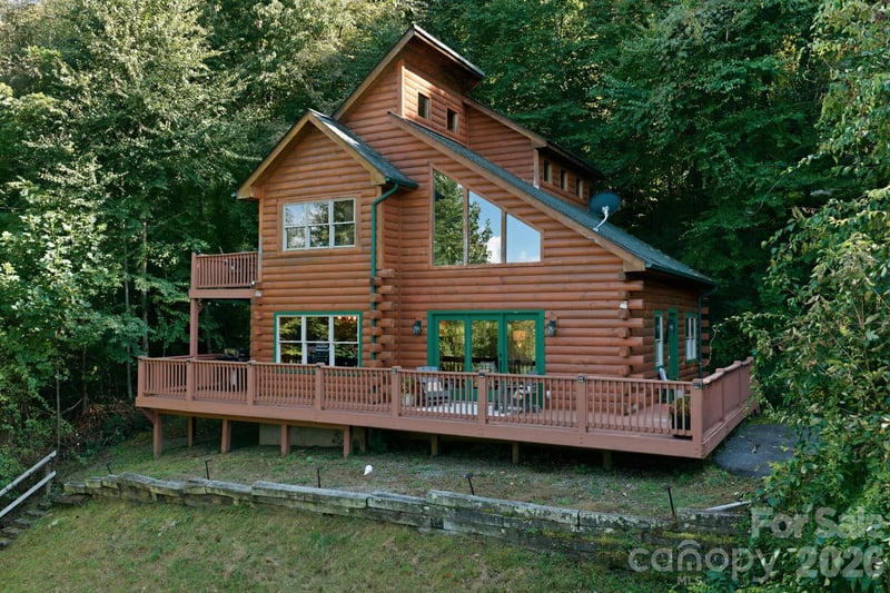 291 Appalachian Trl, Maggie Valley, NC 28751