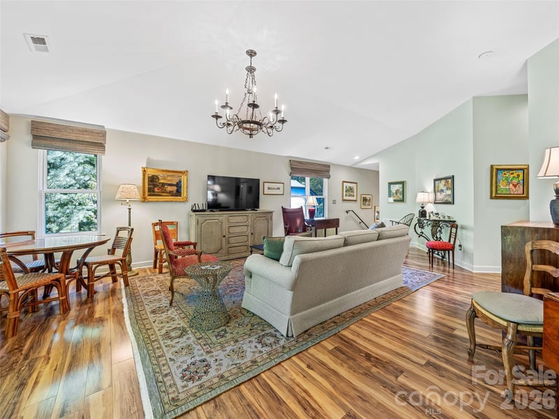 73 Ridgetop Cir #303, Brevard, NC 28712