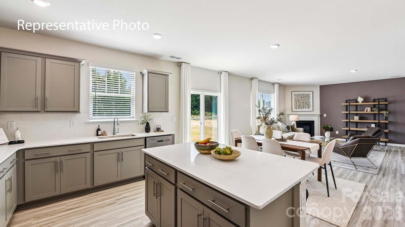 3635 Honey Locust Ln, Gastonia, NC 28056