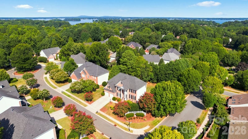 19104 Berkley Commons Dr, Cornelius, NC 28031