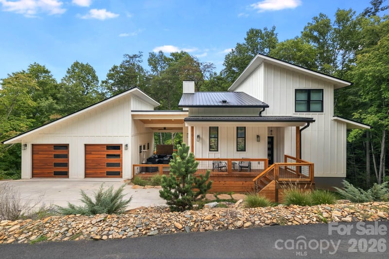 56 Creek Run Rd, Candler, NC 28715