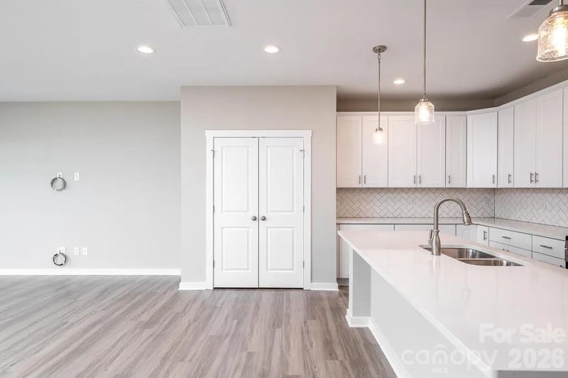 312 Cannamela Dr, Pineville, NC 28134