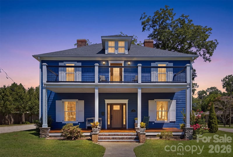 211 Jefferson St E, York, SC 29745