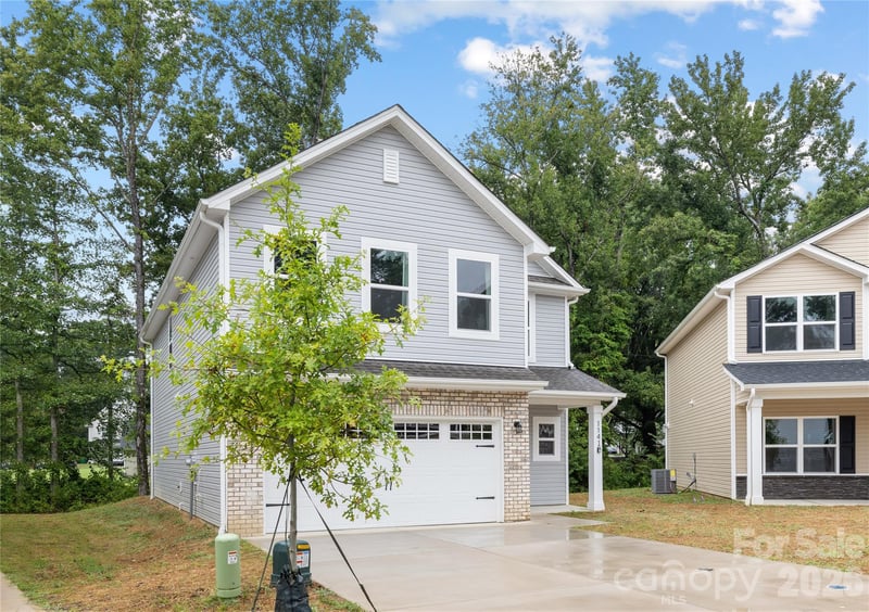 5037 San Francisco Cir, Charlotte, NC 28216