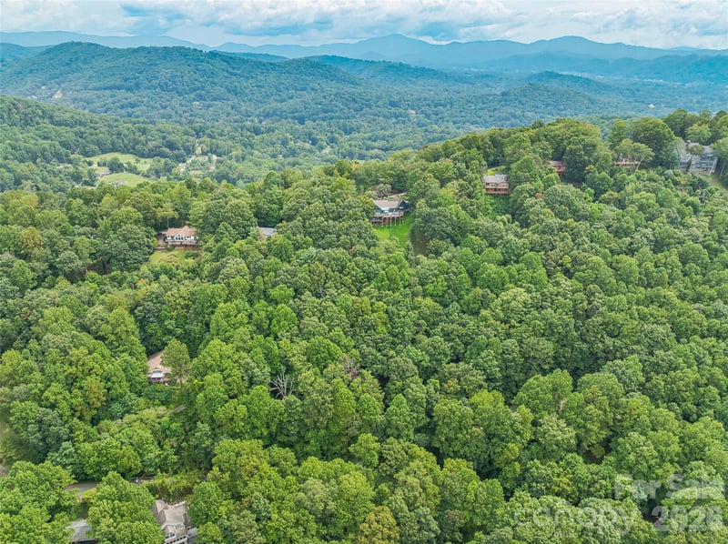 1.54 Acres Breezeway Dr, Asheville, NC 28803