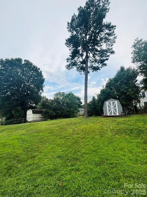 812 Capps Hill Mine Rd, Charlotte, NC 28216