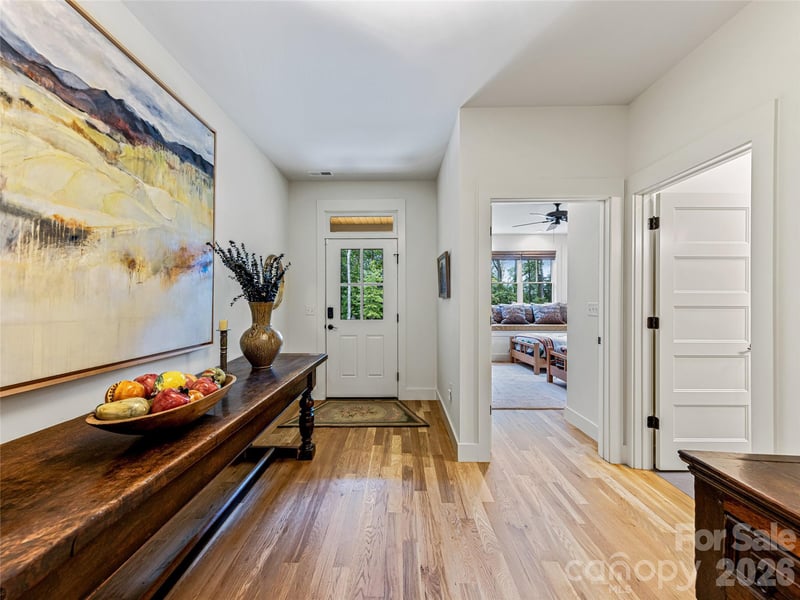 37 Ashe Park Cir, Asheville, NC 28806