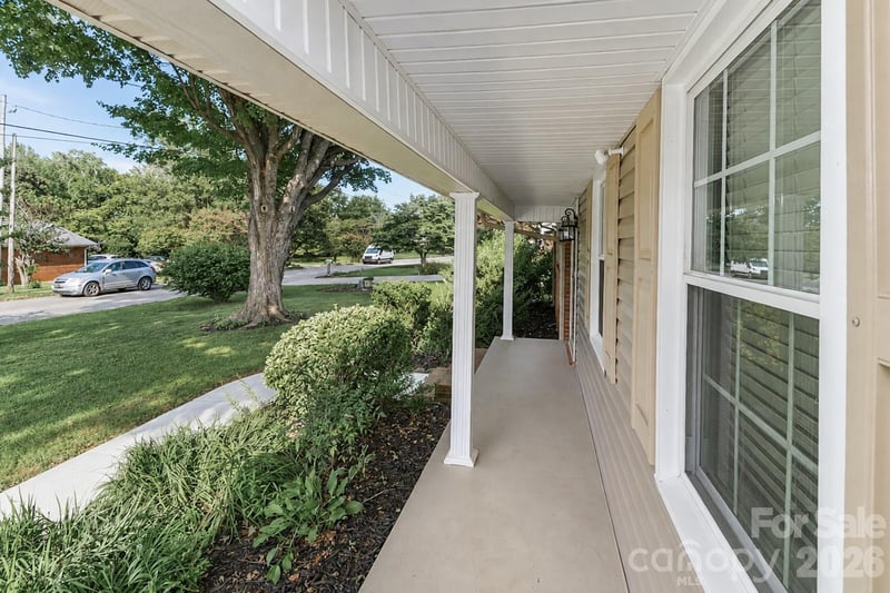 1412 Mount Vernon Ave, Statesville, NC 28677