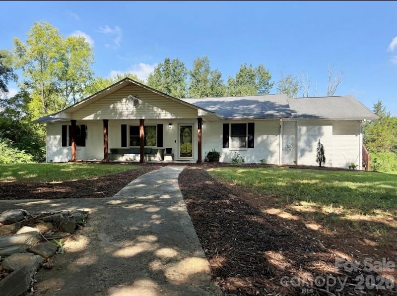 715 Grandview Rd, Clover, SC 29710