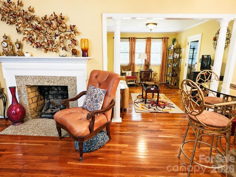 2925 4th Street Dr NE, Hickory, NC 28601