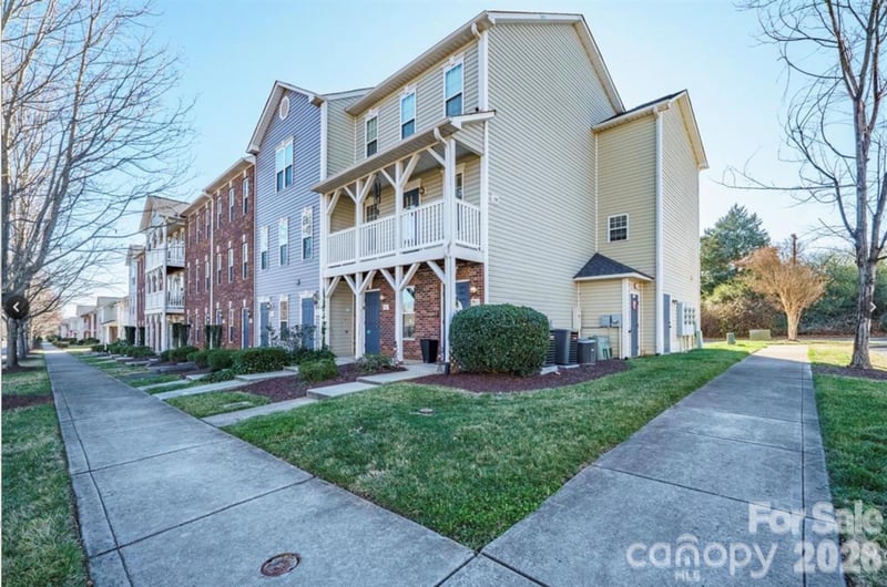 106 Locomotive Ln #201, Mooresville, NC 28115