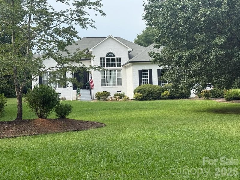 8025 Silver Maple Ln, Mint Hill, NC 28227