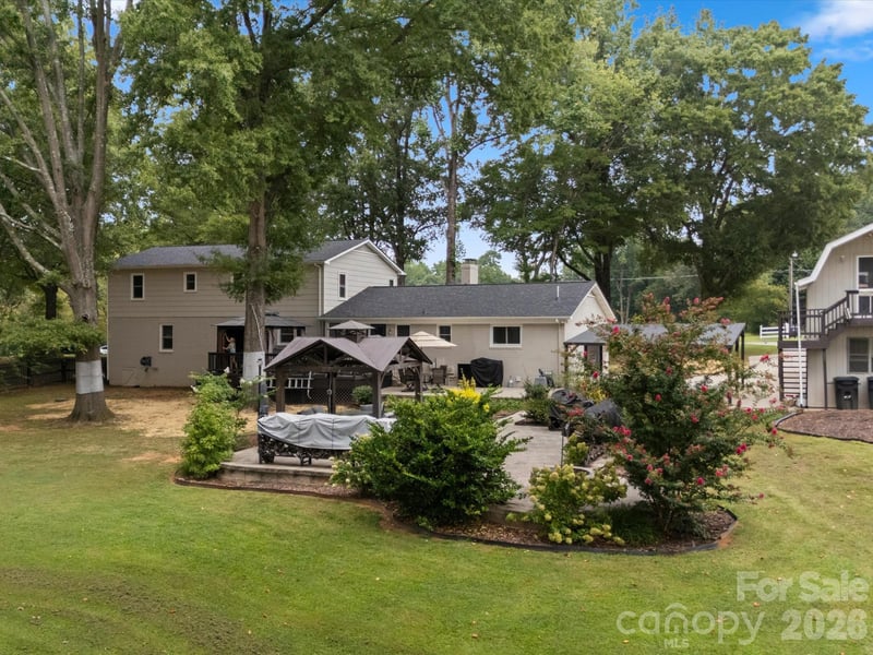 133 Franklin Dr, Mooresville, NC 28115
