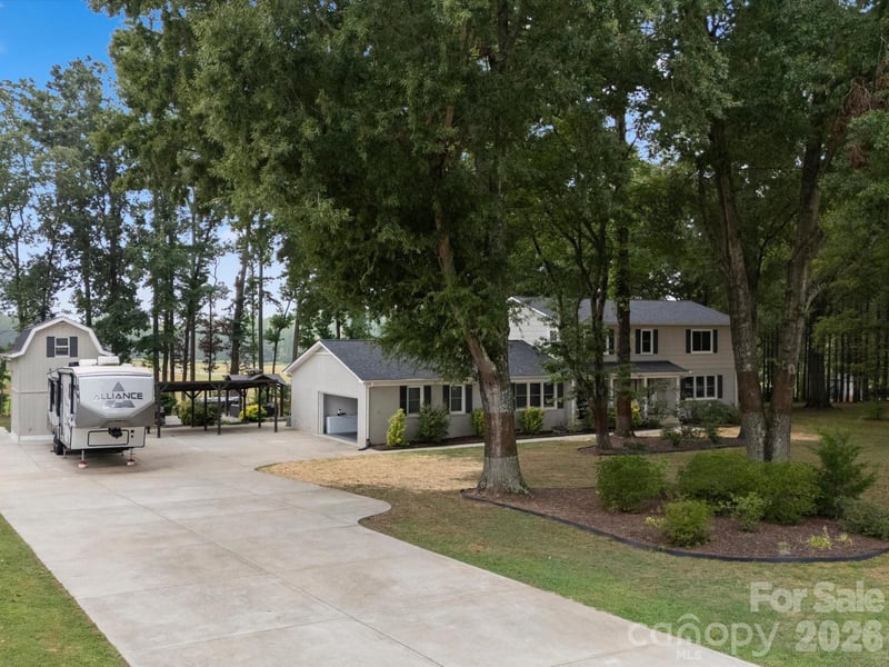 133 Franklin Dr, Mooresville, NC 28115