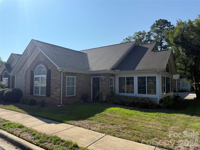 232 Lone Oak Cir, Rock Hill, SC 29732