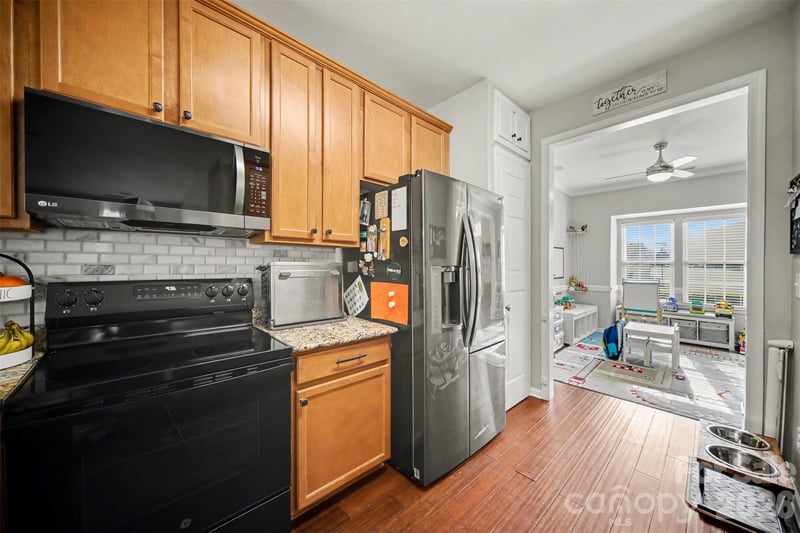 5705 Mossdale Ln, Charlotte, NC 28278