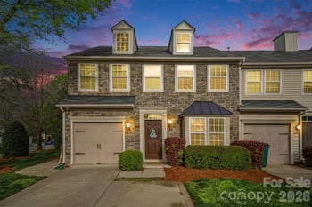 5705 Mossdale Ln, Charlotte, NC 28278