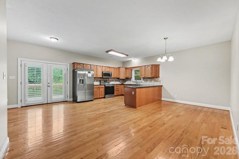 1703 Running Deer Dr NW, Conover, NC 28613