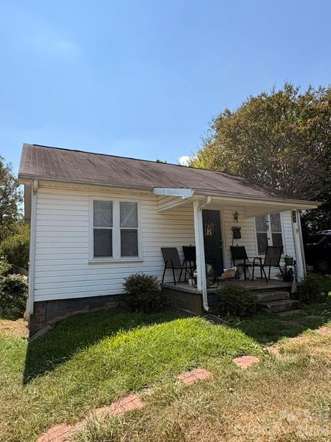142 E Catawba Ave, Mount Holly, NC 28120