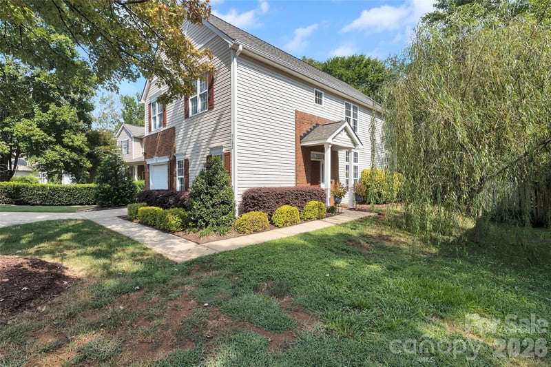 9132 Royal Highlands Ct, Charlotte, NC 28277