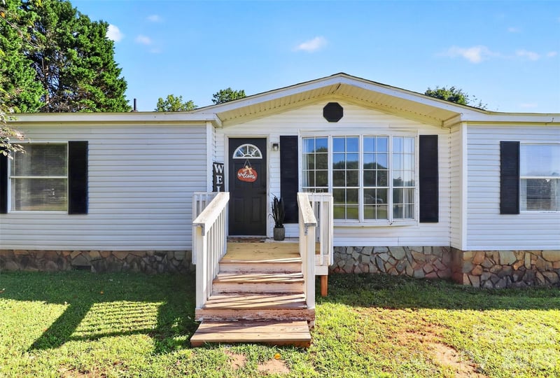 1778 N Ingleside Farm Rd, Iron Station, NC 28080