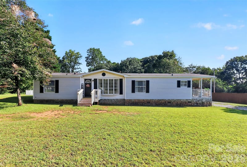 1778 N Ingleside Farm Rd, Iron Station, NC 28080